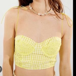 never been worn UO sweet on you gingham top in yellow selling for $25